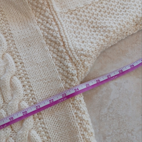 Dale Of Norway Chunky Cable Knit Crewneck Sweater 100% Wool Ivory Ecru - Picture 11 of 15